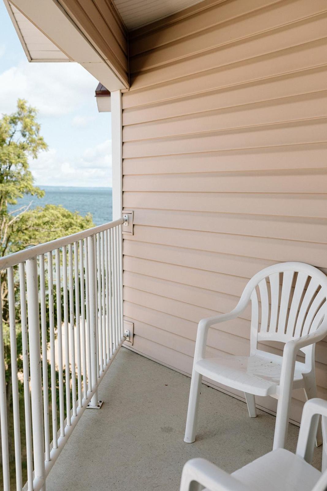 Bayshore Resort Traverse City Exteriör bild